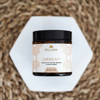 Bellaria™ riduci visibilmente la cellulite. In modo naturale. Con veleno d’api.